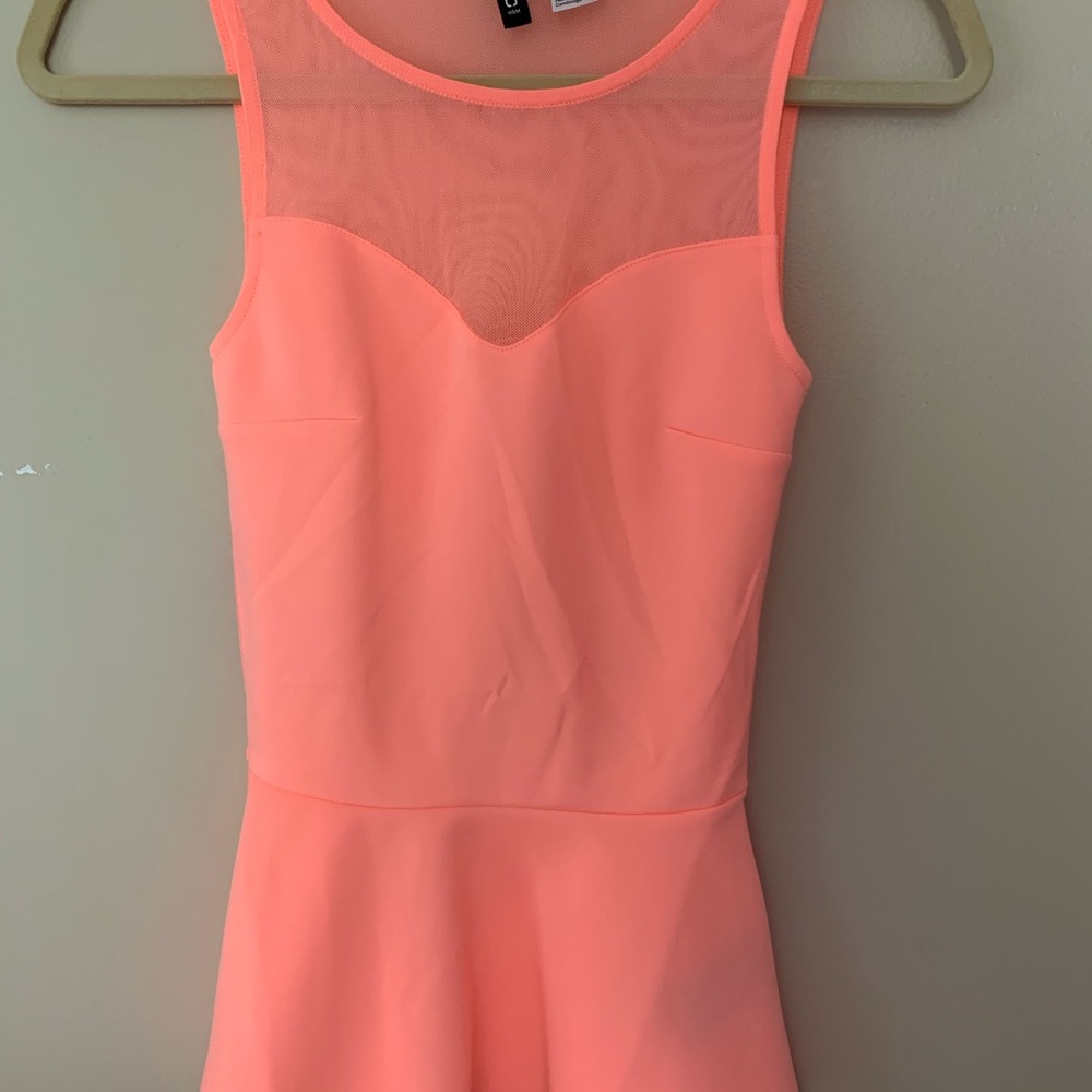 Coral pink flowy bottom top xs new